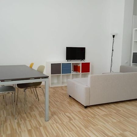 Open Space3 D'Apulia 11 Apartment Milan Exterior photo